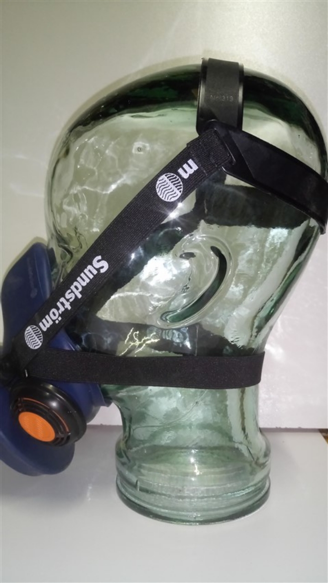 Picture of SUNDSTROM >> Cradle Harness << SR100 Half Mask Silicon M/L Cradle Harness