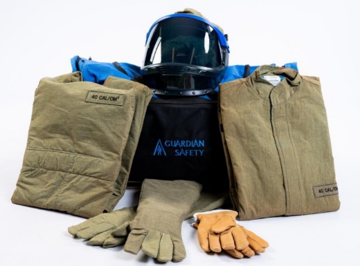 Picture of GUARDIAN ARC Flash Kit Light Green SuperLight with 1300mm Length Coat, Front Lift Style Hood, CAT 4, 40 cal/cm2
