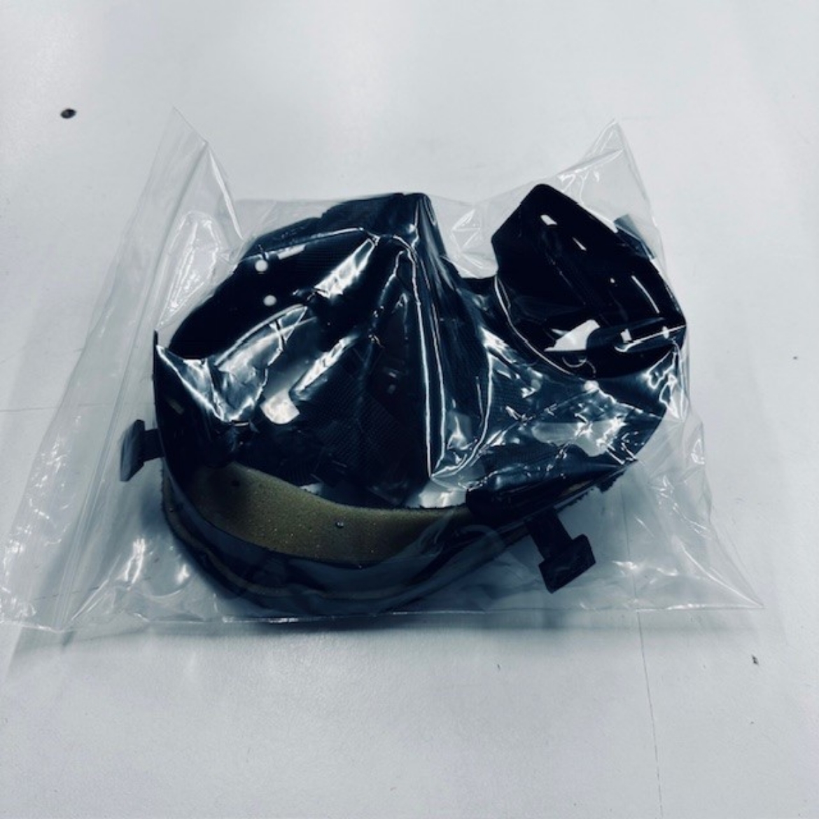 Picture of Sureguard Six Point Poly-cradle Harness BLACK WRX Head Protection