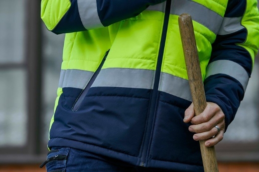 Picture of BISLEY Taped Hi Vis Puffer Jacket with Stand Collar