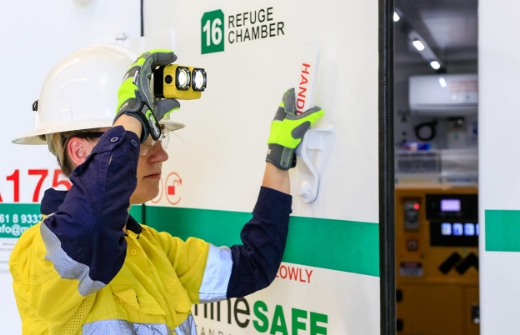 Picture of MineARC SiriUS Cordless Cap Lamp